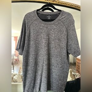 Men’s Heather Gray Fabletics Training Day Tee